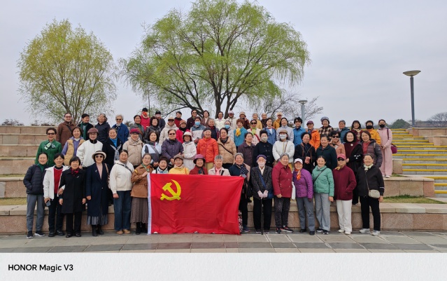 <a href='/1e/5f/c766a204383/page.htm' target='_blank' title='我校离退处组织退休女教工开展“三八”节踏青游湖活动'>我校离退处组织退休女教工开展“三八”节踏青游...</a>